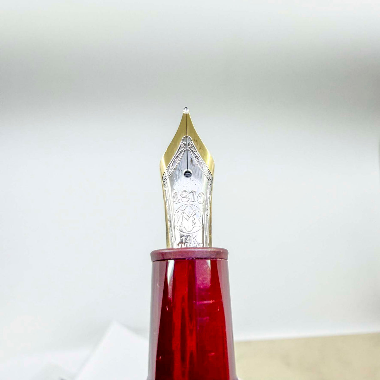Montblanc Meisterstuck Bordeaux Resin #146 LeGrand Fountain Pen - Fine 14kt Gold Nib