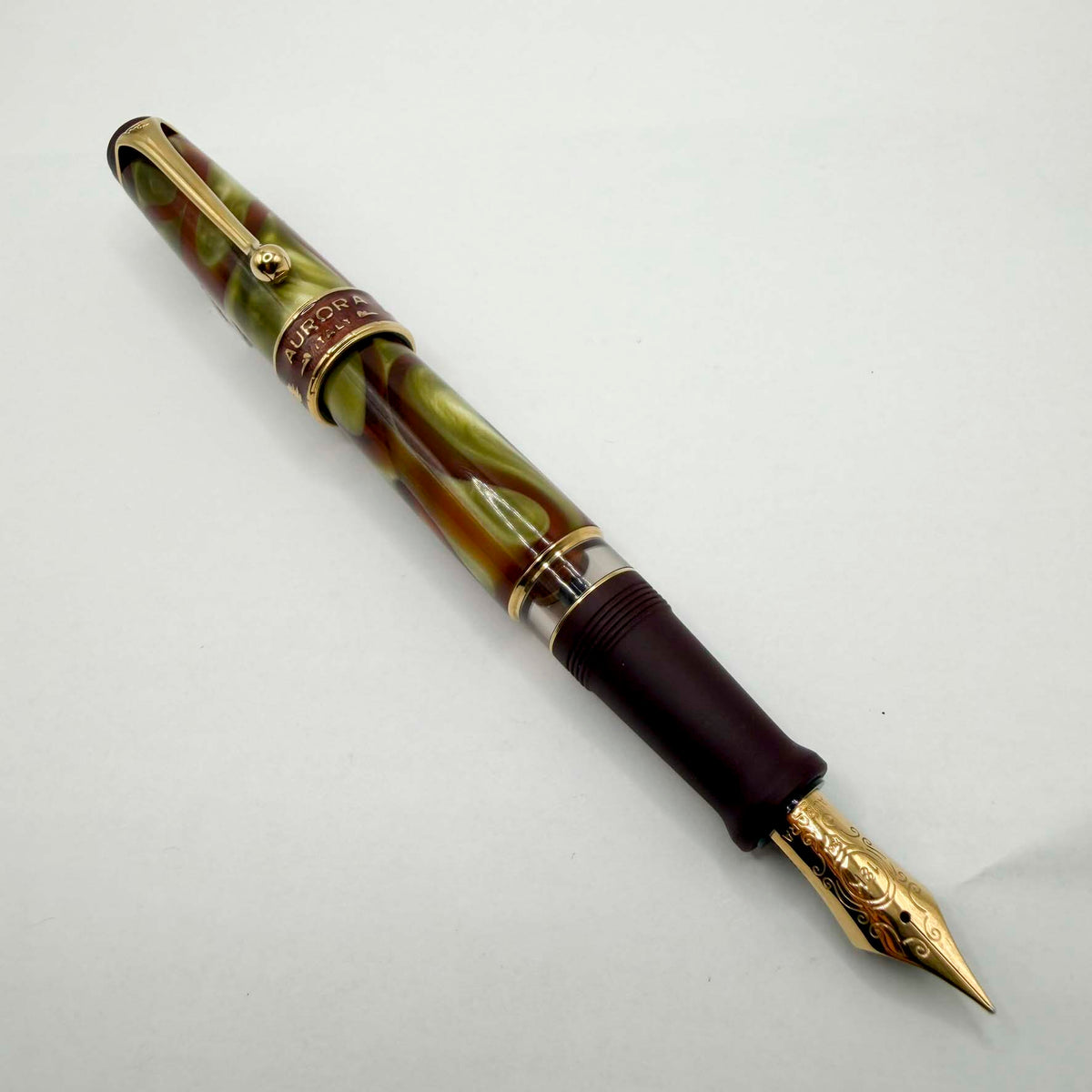 Aurora Optima Asia Limited Edition Fountain Pen #2816 - Medium 18kt Gold Nib