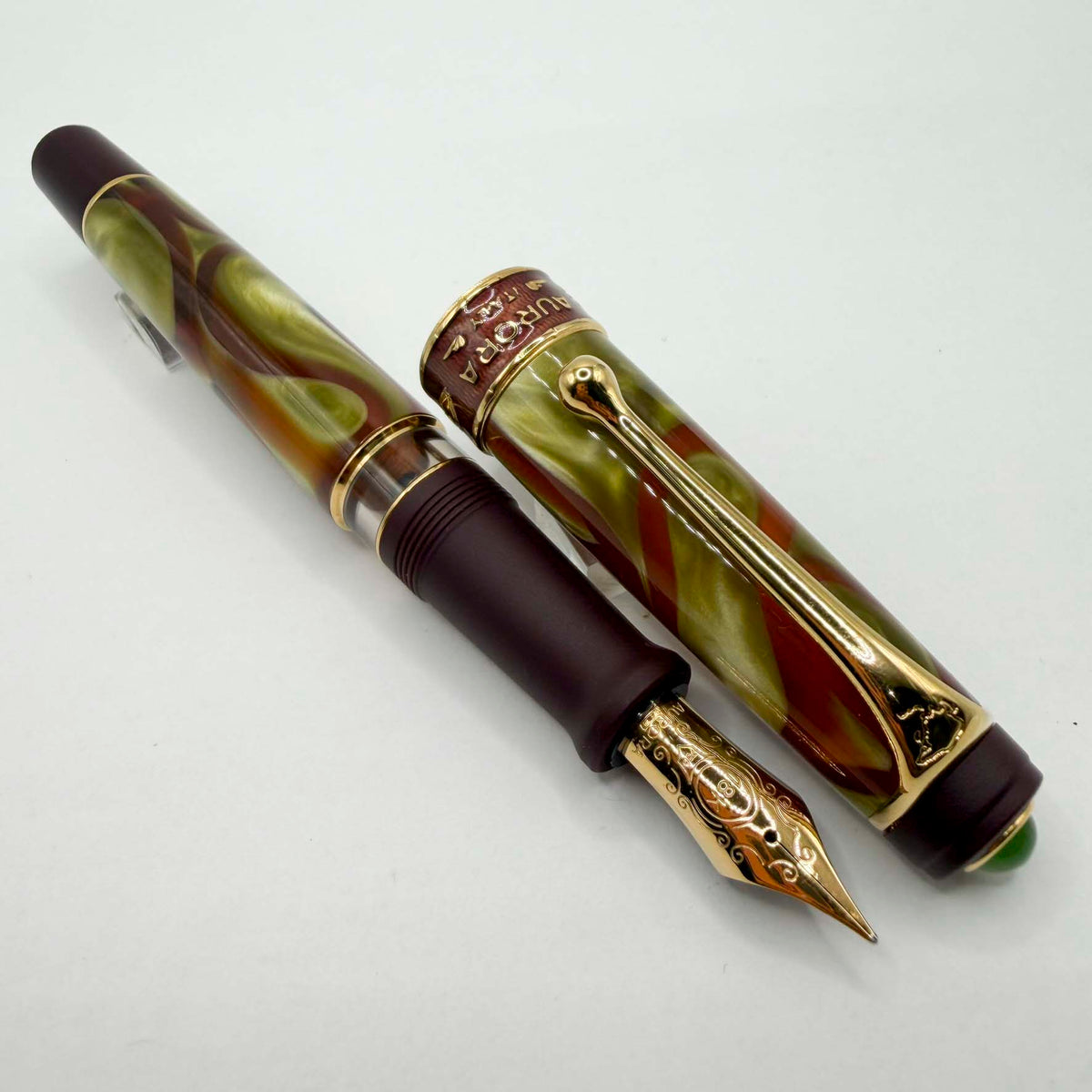 Aurora Optima Asia Limited Edition Fountain Pen #2816 - Medium 18kt Gold Nib