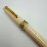 OMAS Ivory Vegetal Resin Bibliotheque Nationale Fountain Pen - Medium 18kt Gold Nib
