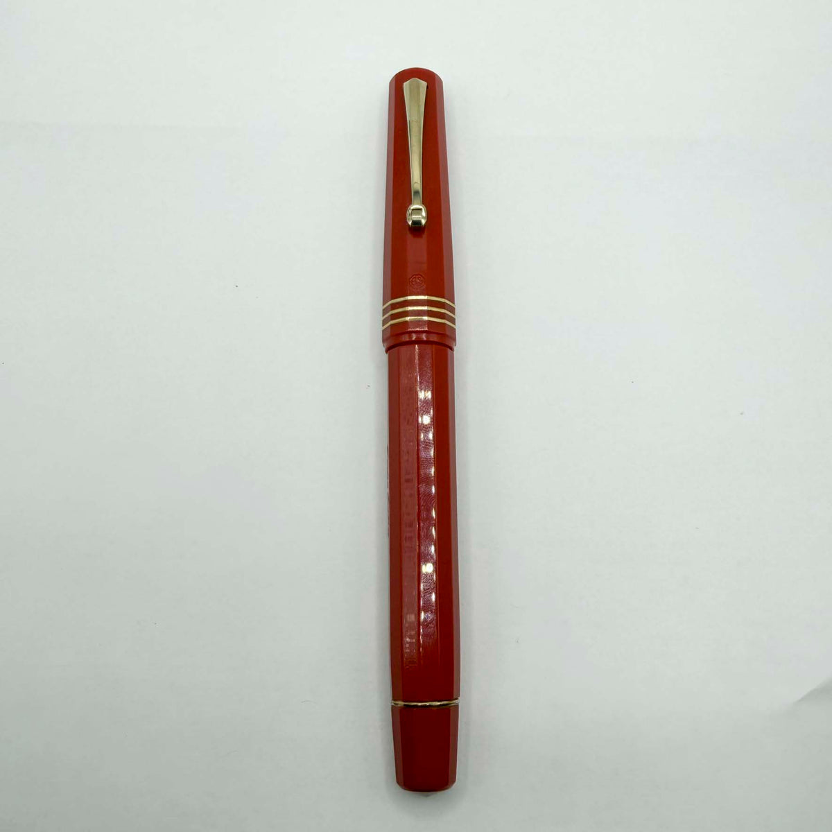OMAS for Armando Simoni Club/1990's - Milord Paragon Coral Fountain Pen - Fine 14kt Gold Nib