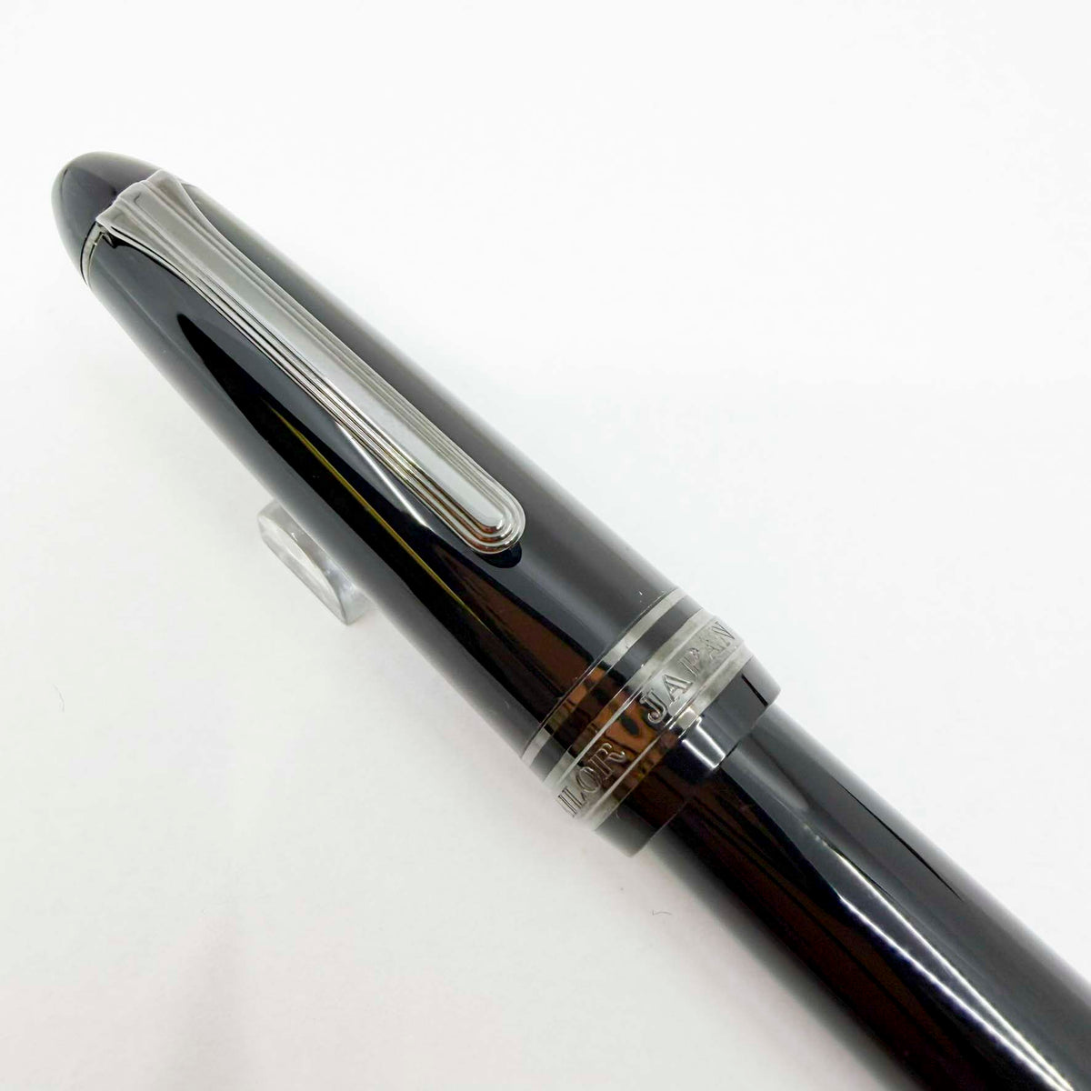 Sailor 1911 Large Black Luster Special Edition Fountain Pen - Broad 21kt Gold Nib